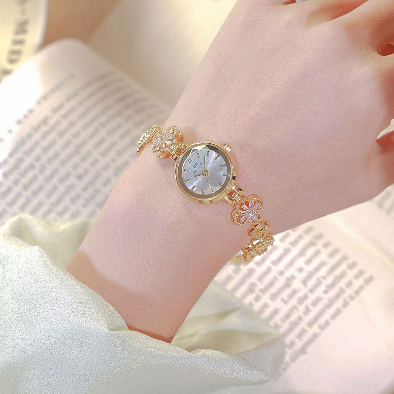 Women'S Fashion Digital Watch - Женские часы 2026: Модные, элегантные, золотые